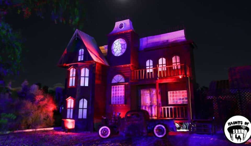 Where To Find The Best Halloween Displays Around L.A.
