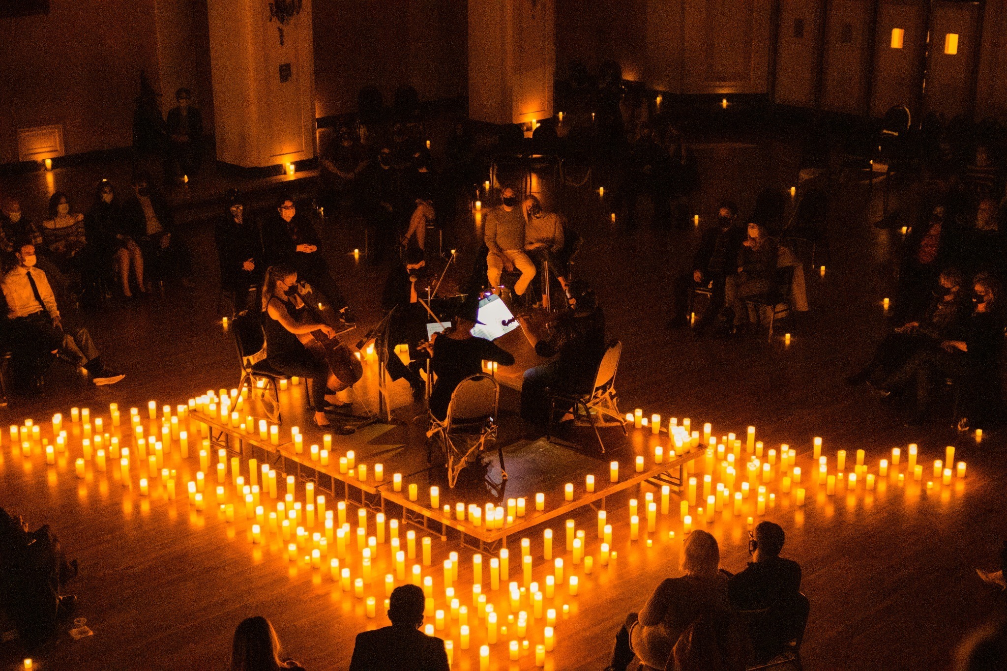 Take In An Atmospheric Candlelight Concert At A Luxurious Long Beach