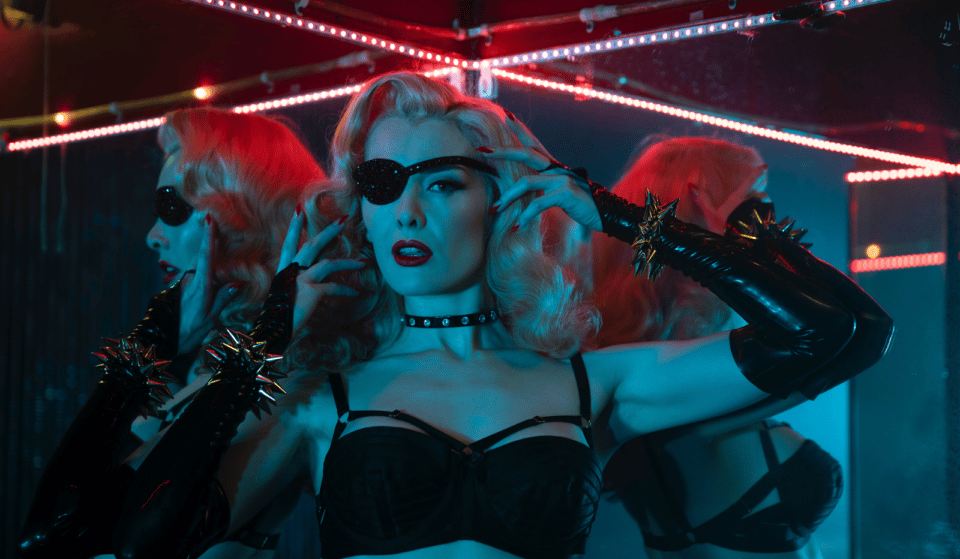 Quentin Tarantino-Inspired Cabaret Features The Director’s Iconic Silver Screen Vixens