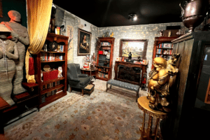 Escape room experience at Kidd's Jewelry Heist