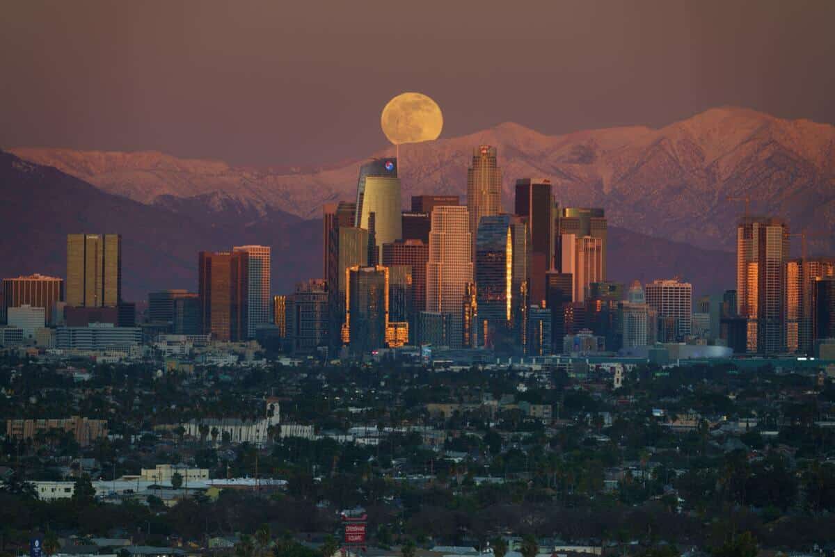 The Closest Supermoon In 1,000 Years Happens This Weekend