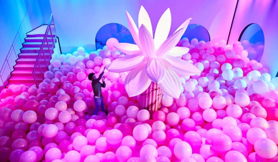 Dive Into This Whimsical ‘Bubble World Experience’ Now Open Near L.A.!