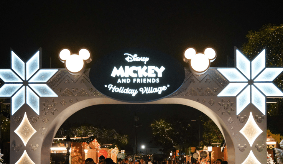 Mickey & Friends Holiday Village Comes to Abbot Kinney in L.A.